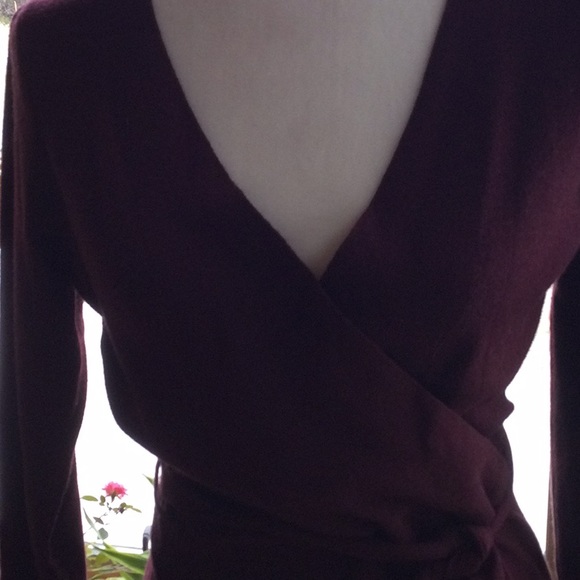 NWT Gilli Burgandy Dress sz small, medium, large - Picture 2 of 3